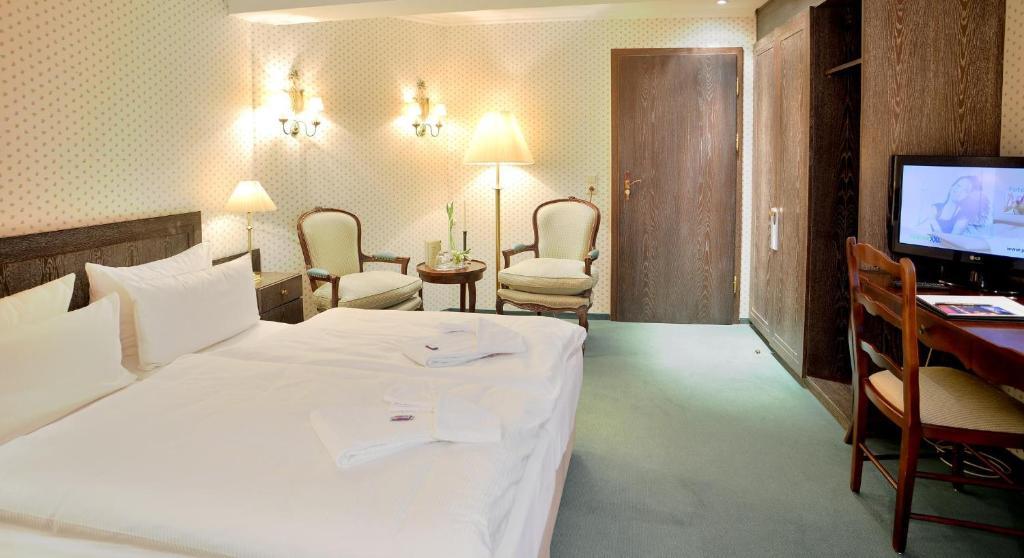 Stadthotel Patrizier Schmalkalden Phòng bức ảnh