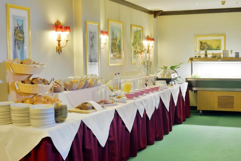 Stadthotel Patrizier Schmalkalden Ngoại thất bức ảnh