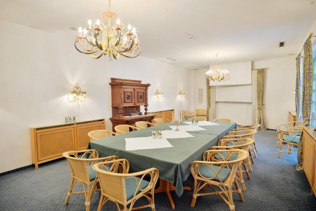Stadthotel Patrizier Schmalkalden Ngoại thất bức ảnh